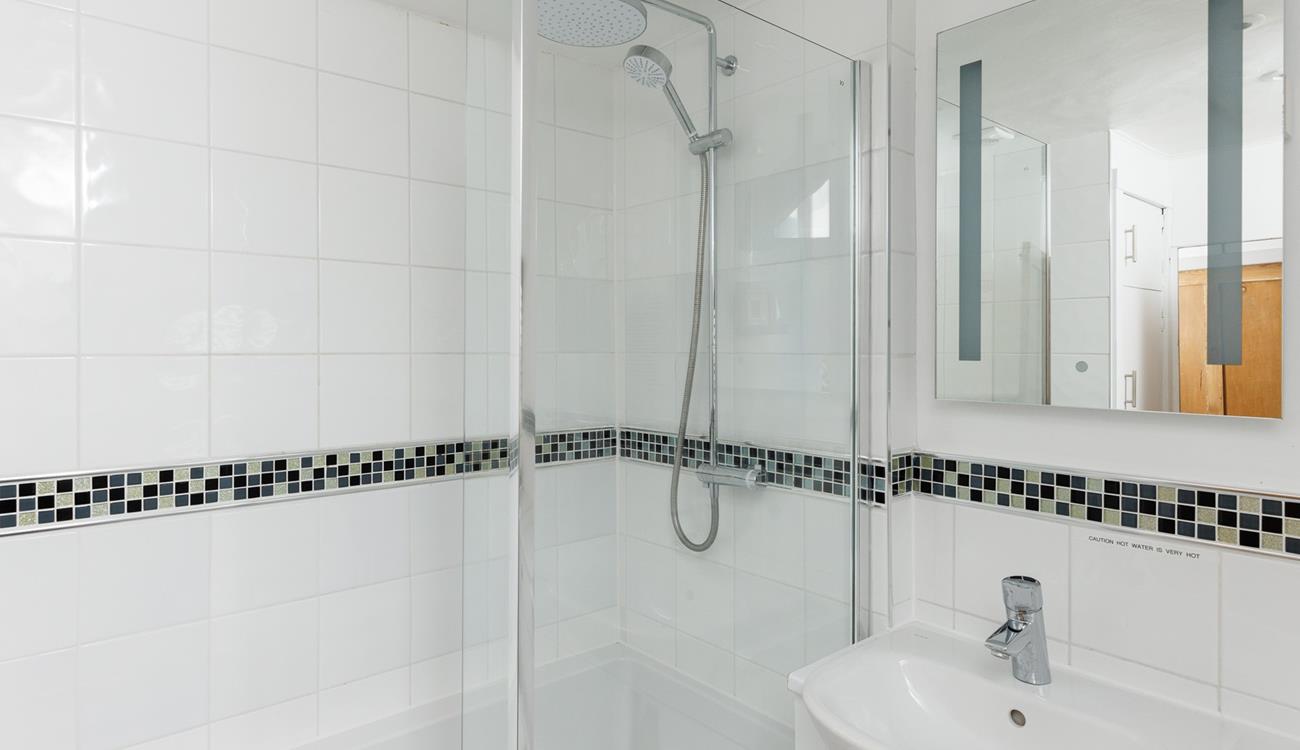 You can start the day with an invigorating rainfall shower!