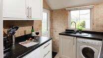 There's a handy dishwasher and washing machine.