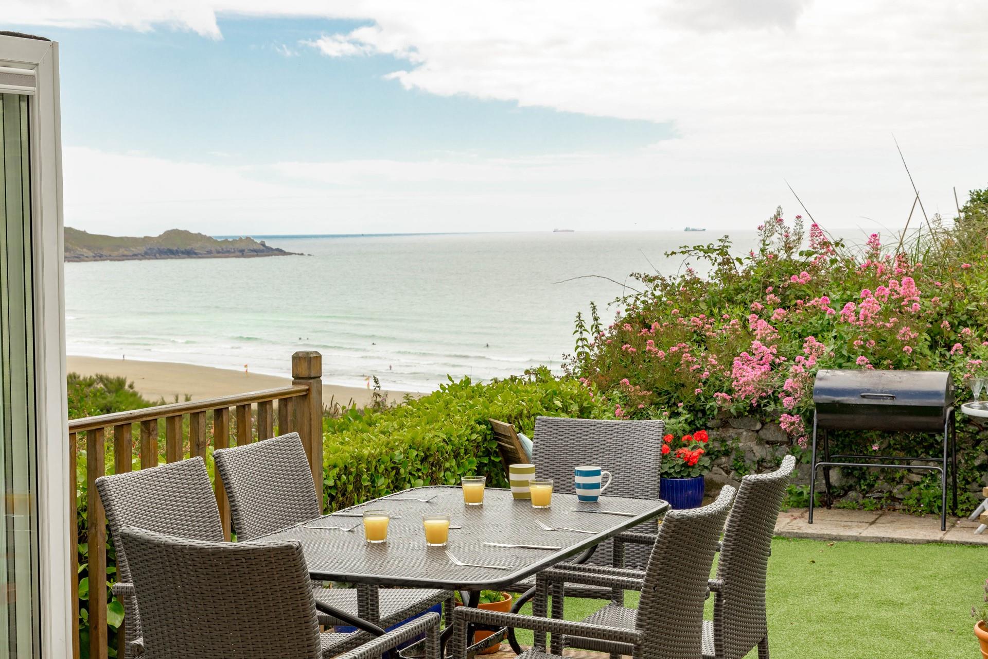 Indulge in lazy lunches in your garden area soaking up the sun.