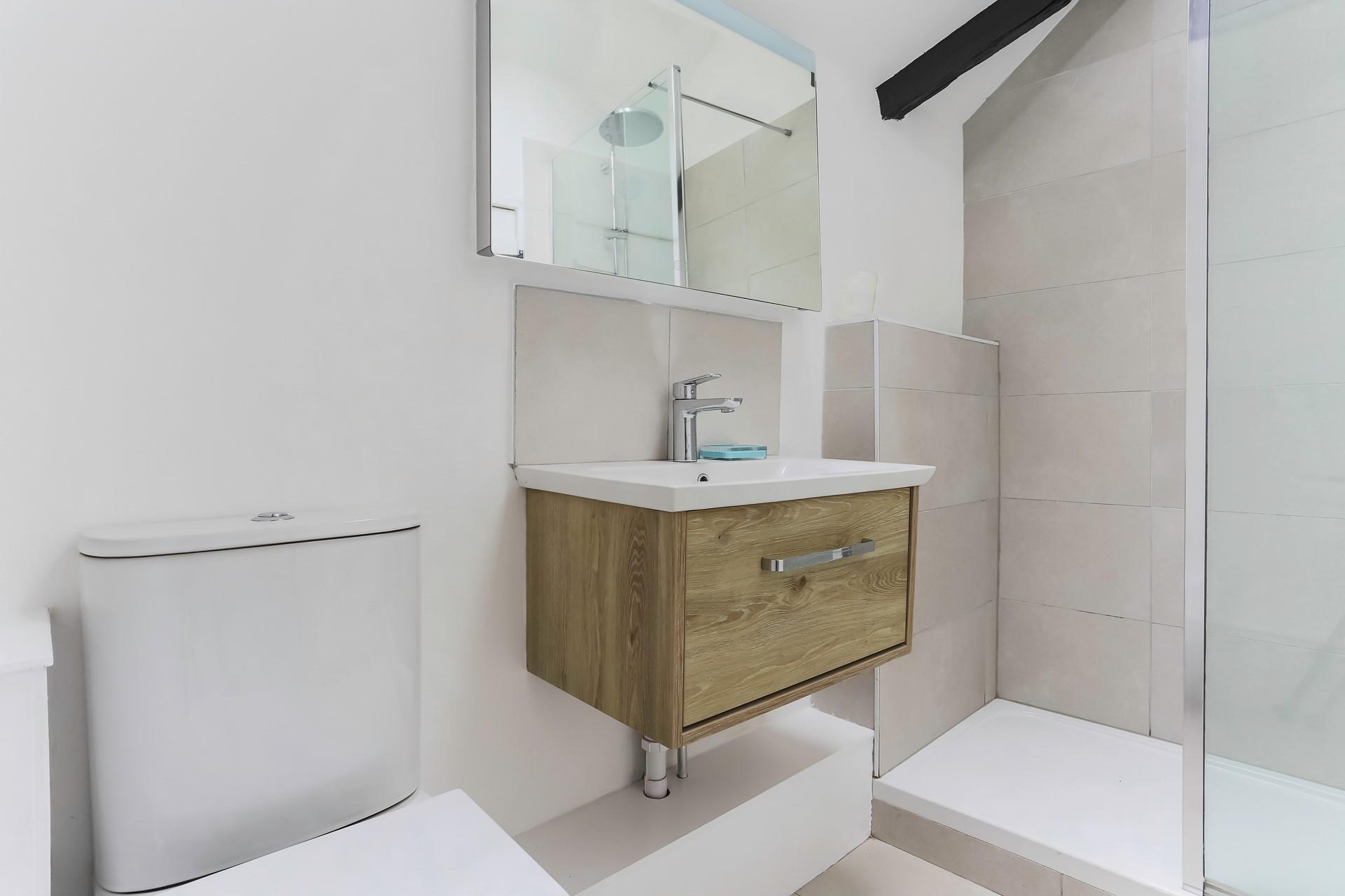 Head to the local pub for a few drinks.