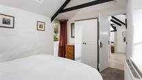 Wake up and enjoy breakfast in bed before heading out, you are on holiday after all!