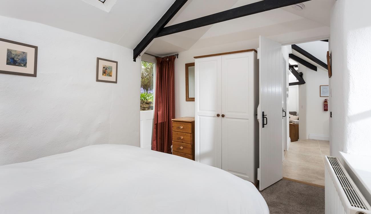 Wake up and enjoy breakfast in bed before heading out, you are on holiday after all!