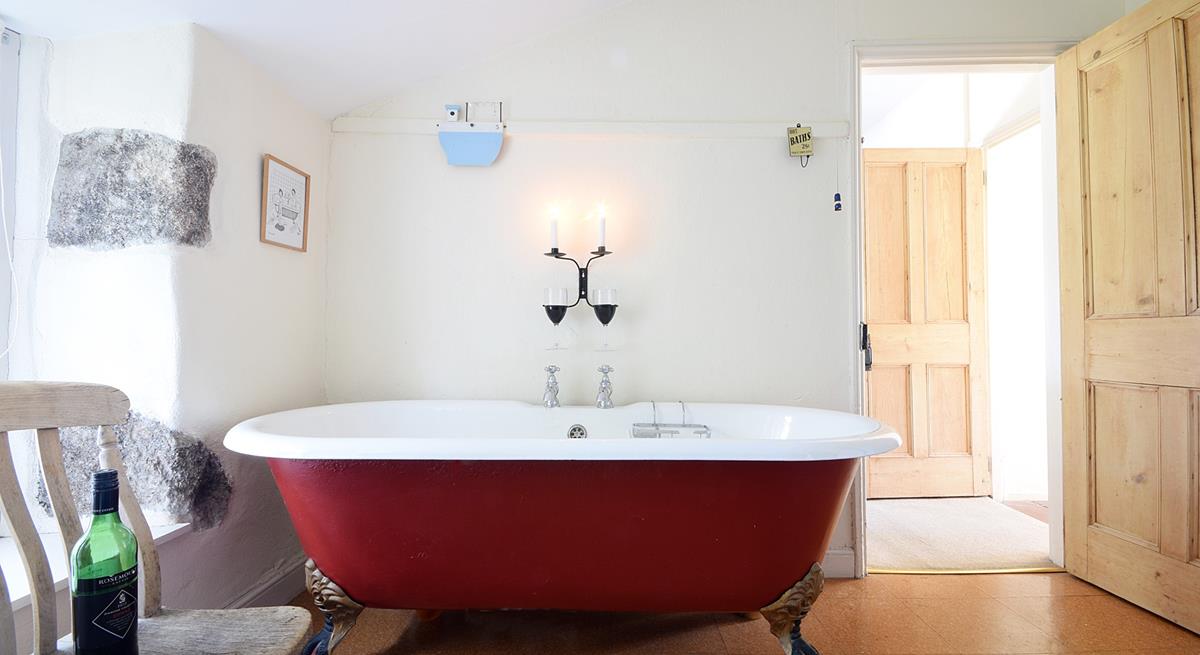 Relax and unwind by enjoying a long soak in the free-standing bath.
