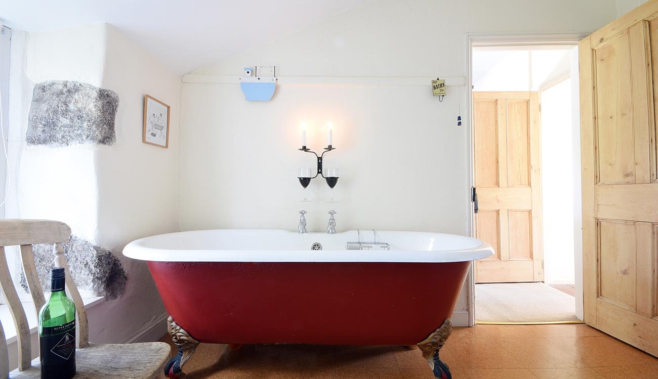 Relax and unwind by enjoying a long soak in the free-standing bath.