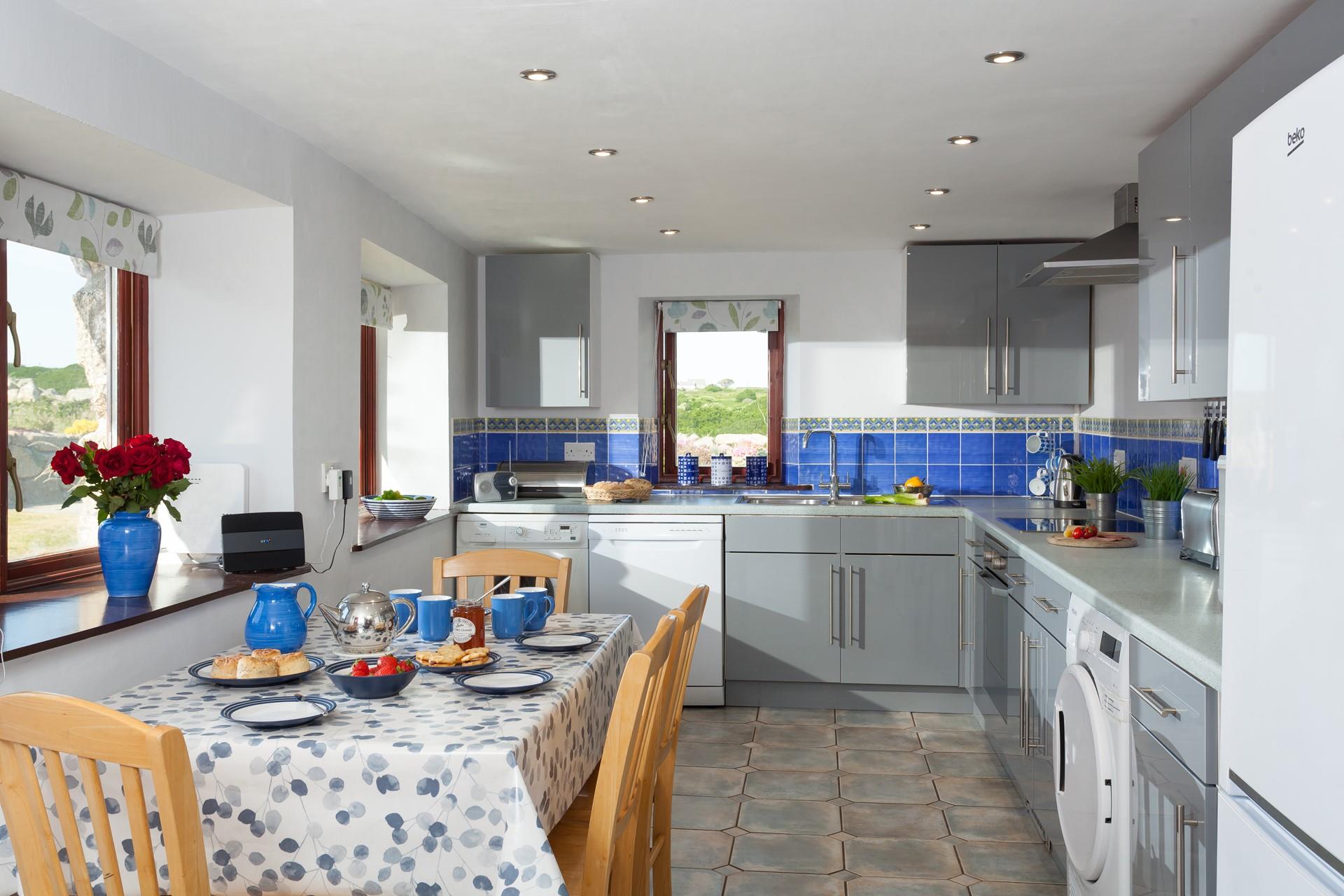 Cook family breakfast in the kitchen to take out into your garden to enjoy.
