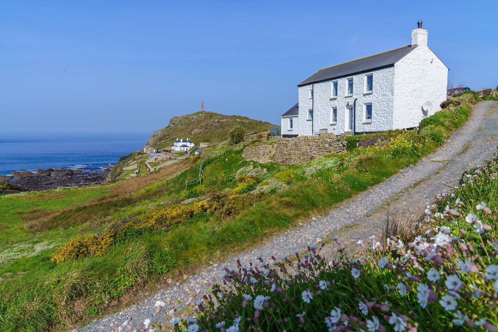 Cove Cottage flaunts a unique cliffside setting.