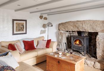 Pour a glass of your favourite red and pair with good conversation in the cosy sitting room.