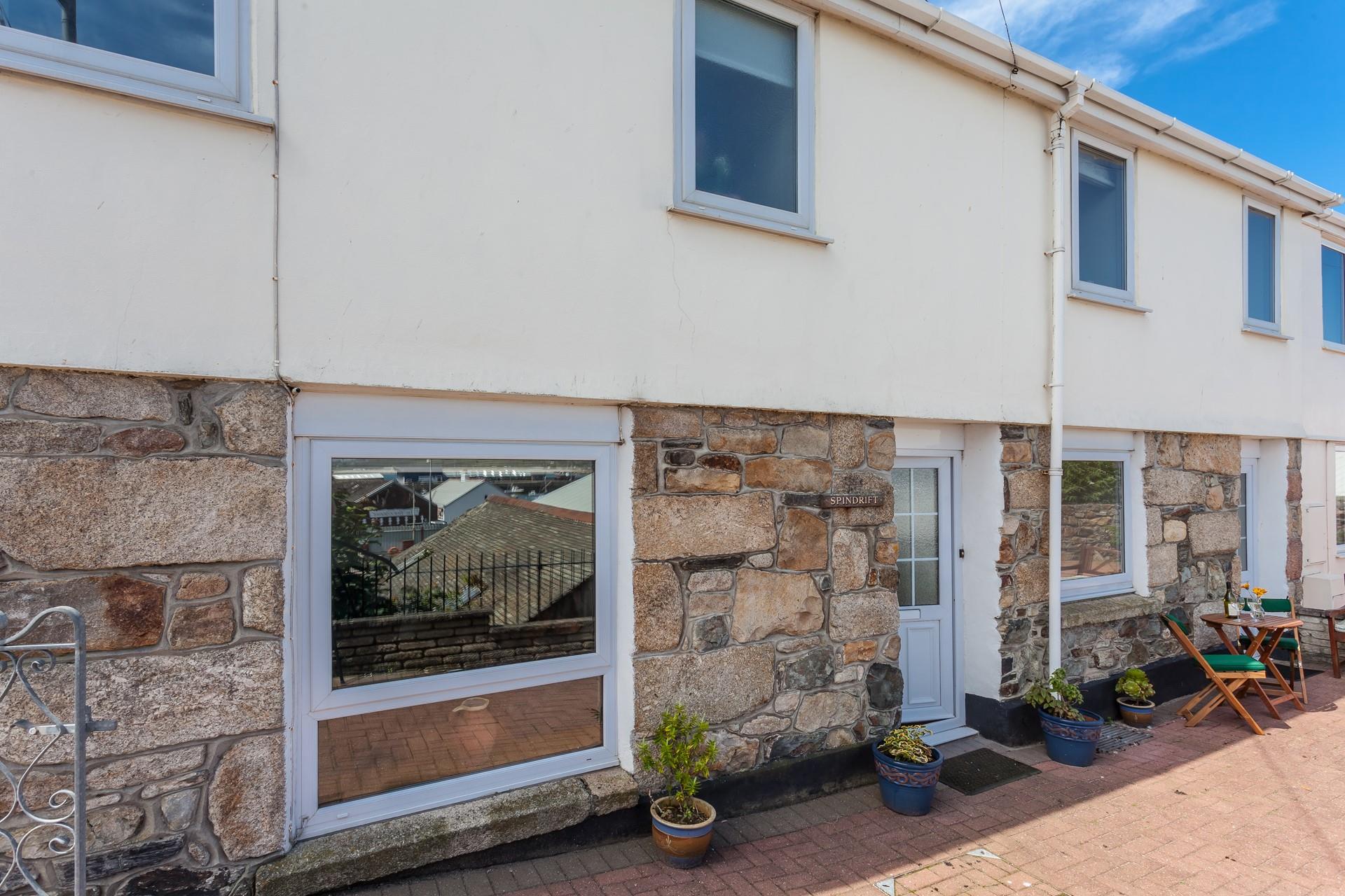 Spindrift Cottage, Penzance Aspects Holidays