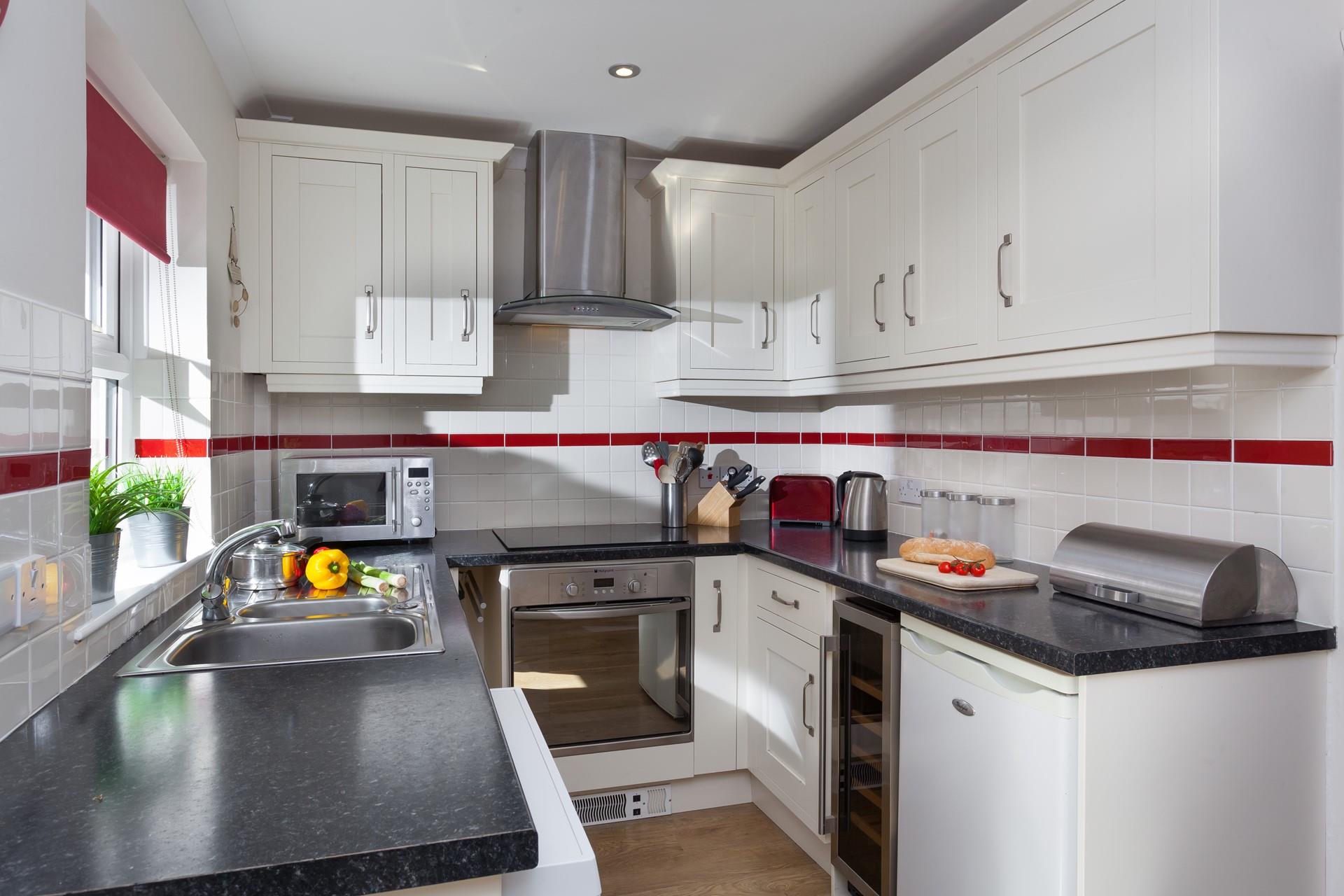 Well-equipped, you'll have everything you need in the kitchen during your stay at Sandpipers. 
