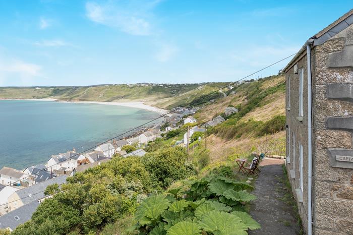 Captain's Haven, Sleeps 6 in Sennen