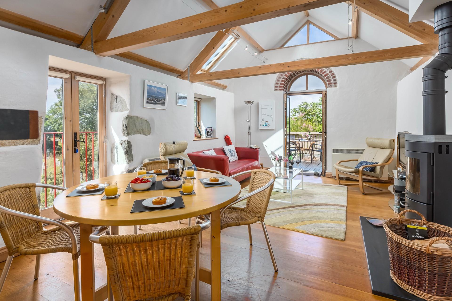 Let the sunshine in as you sit around the table at breakfast.