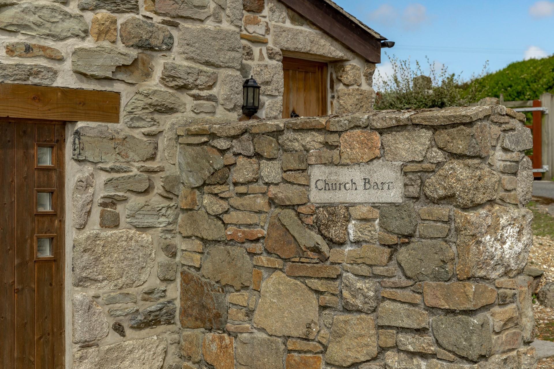 Church Barn is a stone's throw away from Perranuthnoe beach, perfect for rock pooling and body boarding!