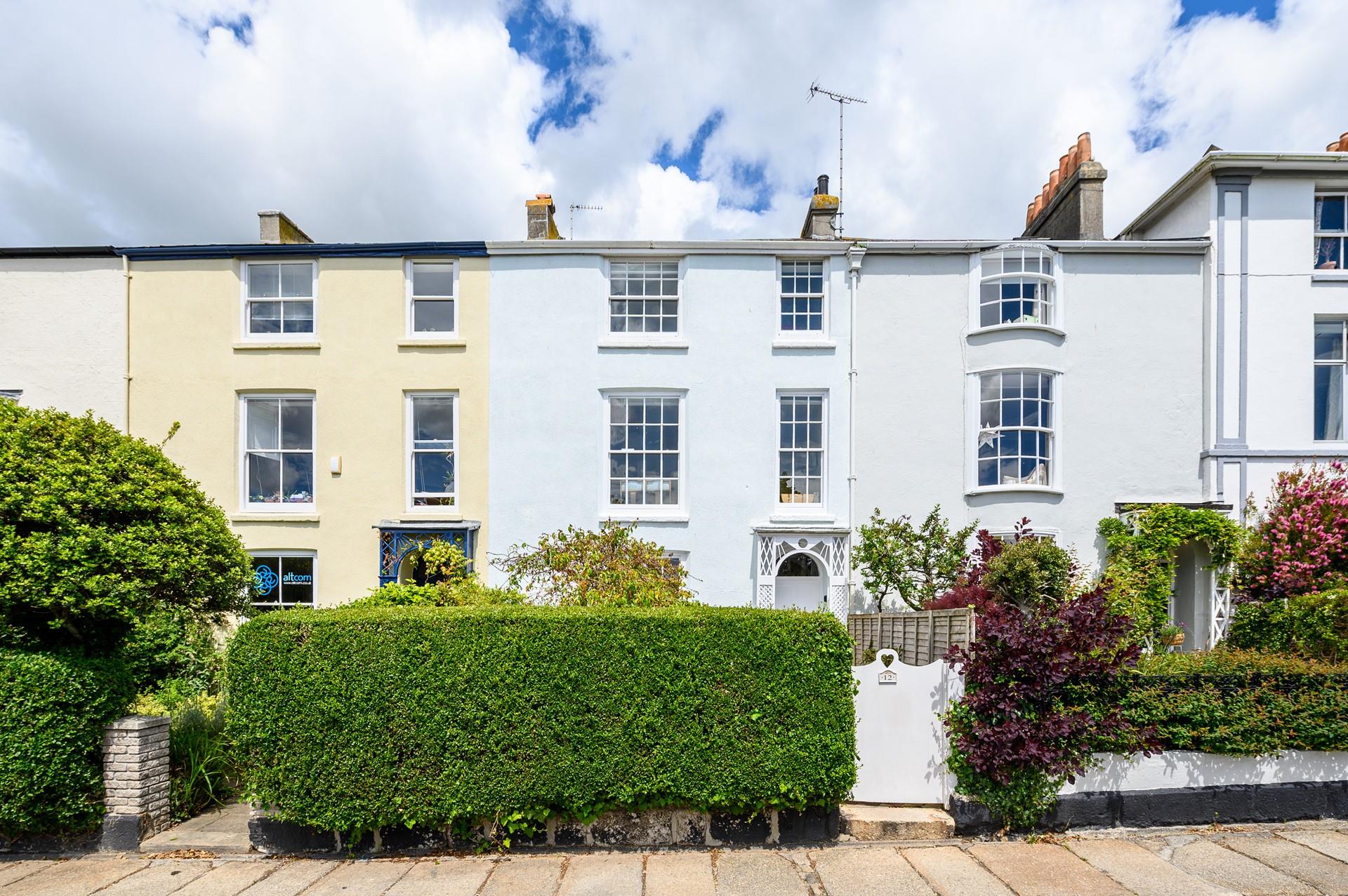 Parade House, Penzance Aspects Holidays