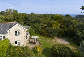 Picturesque views over Lamorna Valley and out to sea from the garden. 