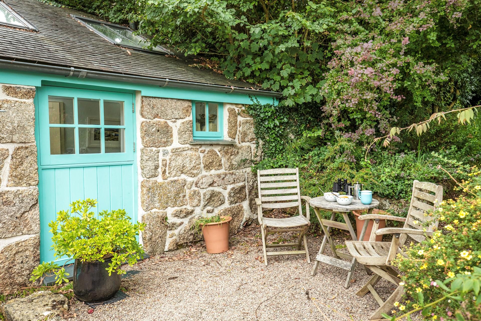 Take your breakfast outside in the summer sunshine.