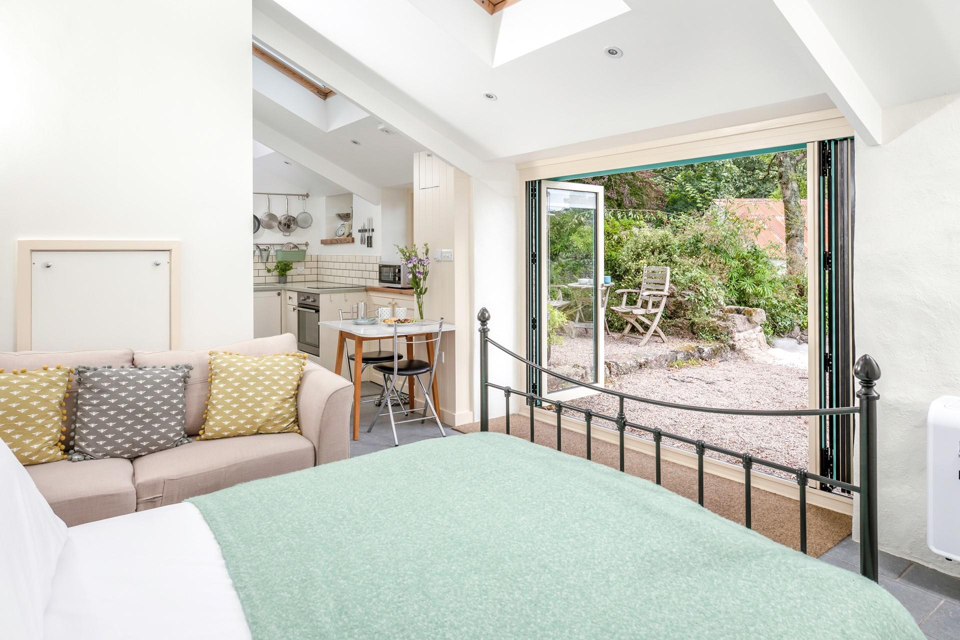 Open the doors and enjoy listening to the morning birdsong whilst sipping a cuppa.