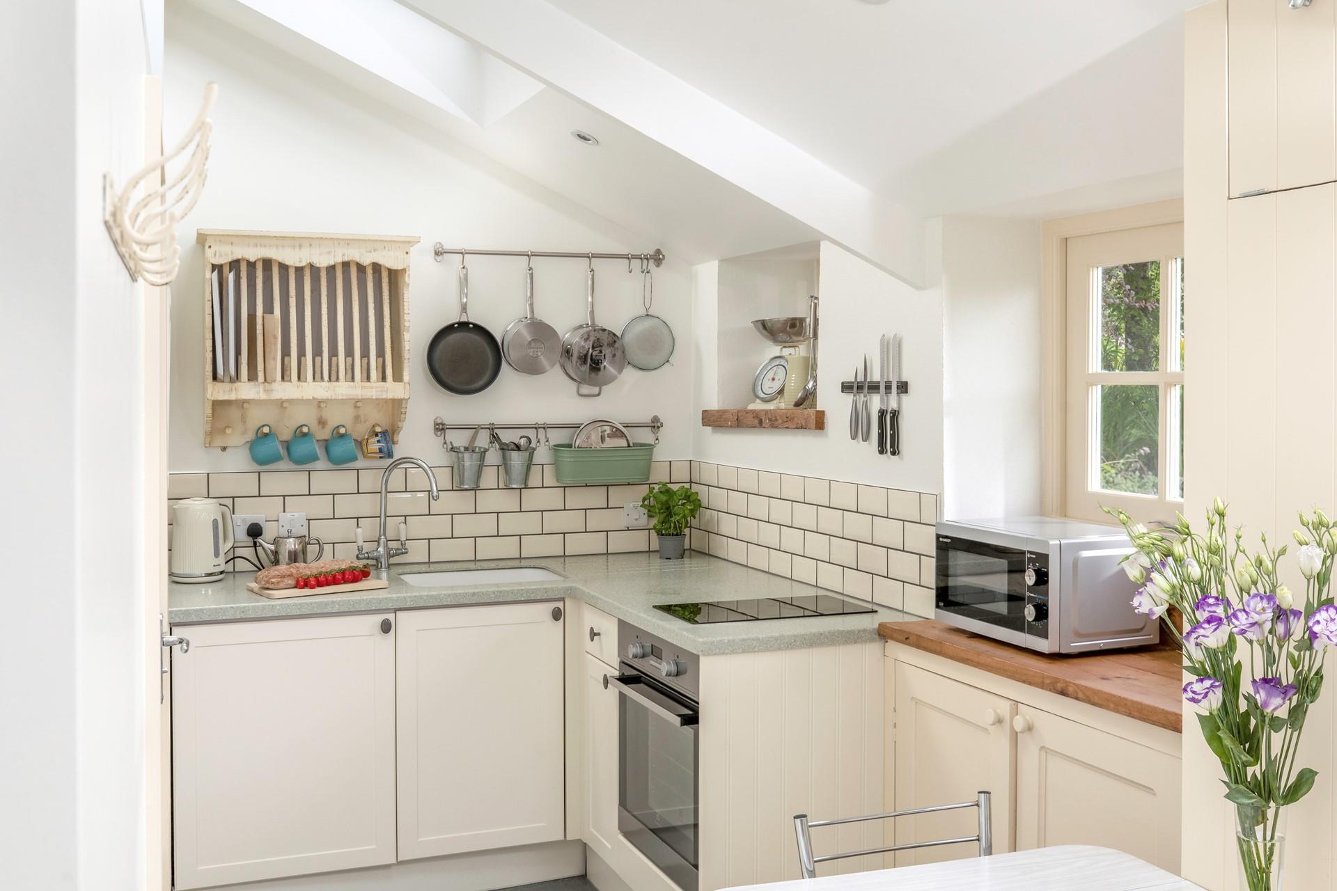 Indulge in a delicious dinner for two in idyllic surroundings. 