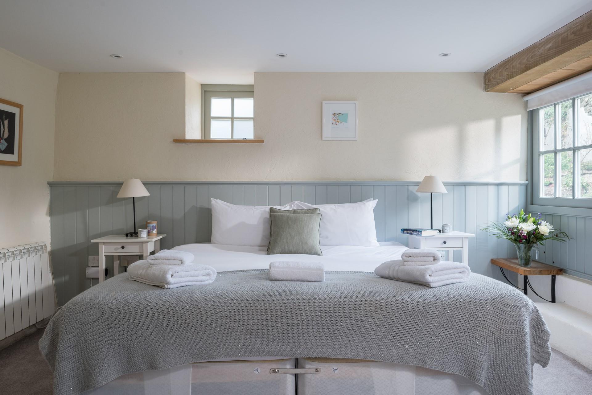 Comfortable super king bed to nestle down in. 