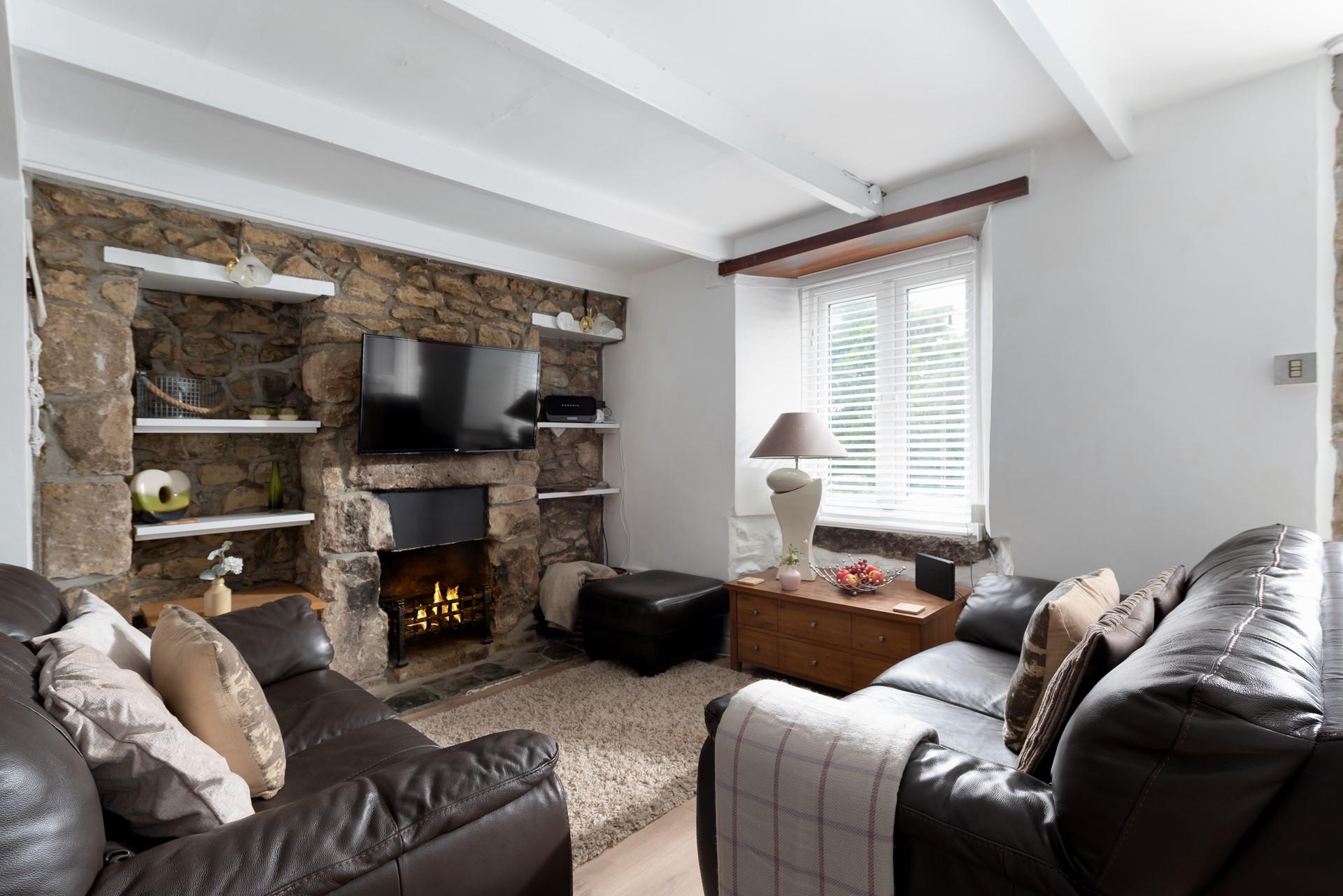 Pebbles is a quaint Cornish cottage perfect for a cosy winter getaway.