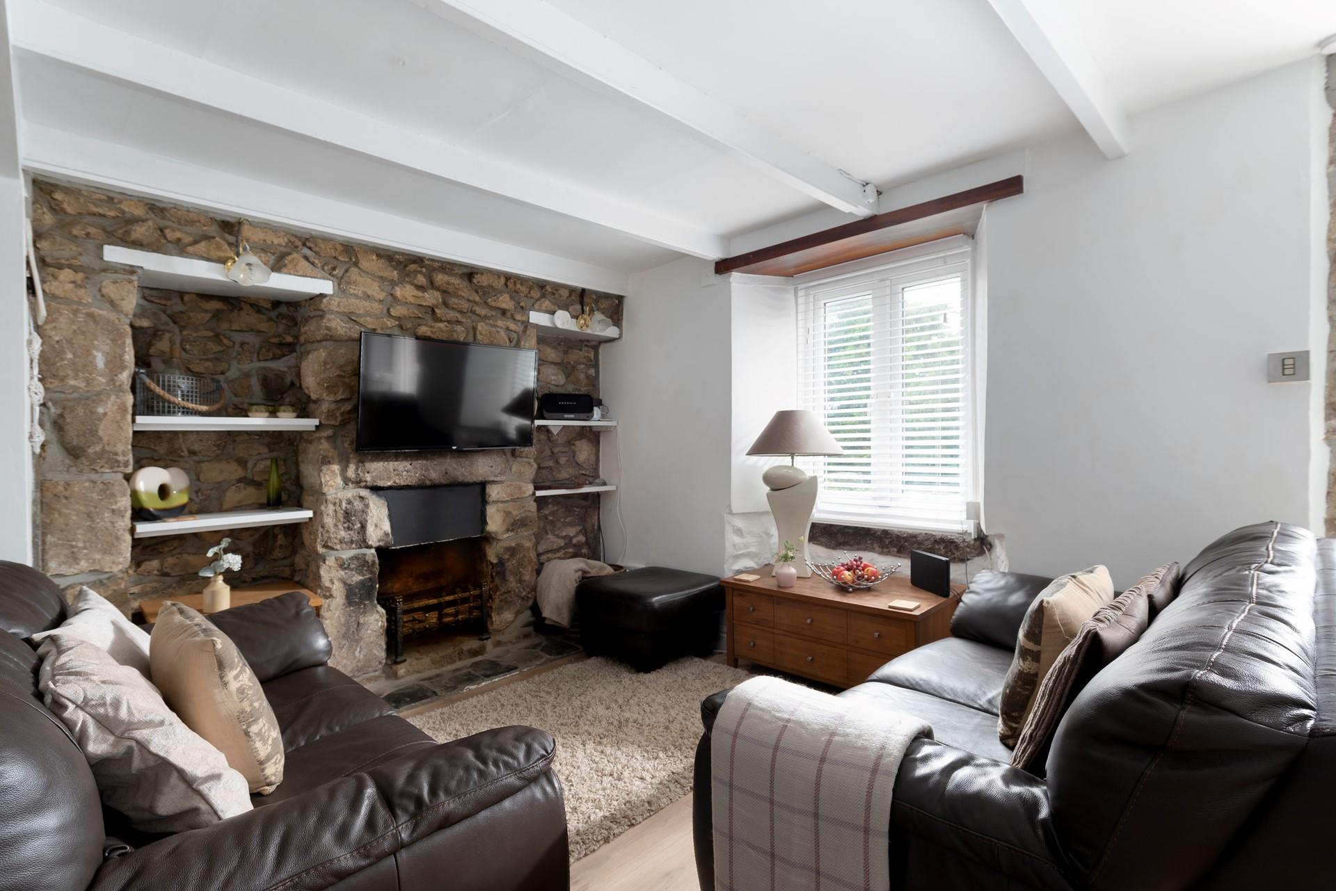 Pebbles is a quaint Cornish cottage perfect for a cosy winter getaway.