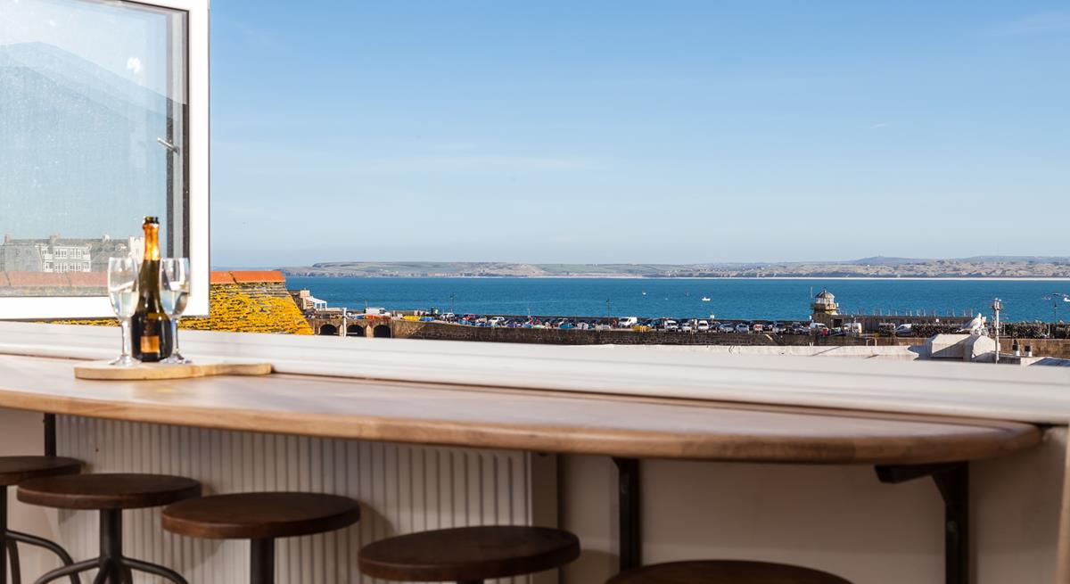 Breathtaking views greet you as soon as you arrive.