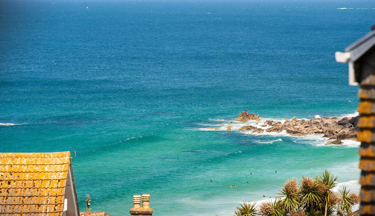 The beautiful blue St Ives sea is the perfect destination for swimming and surfing recreation.