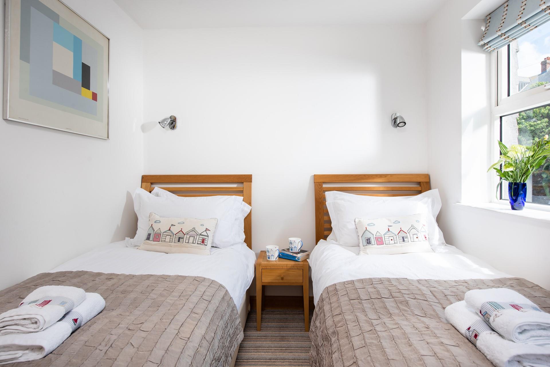 Zip and link beds offer flexible sleeping arrangements.