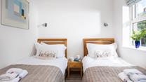 Zip and link beds offer flexible sleeping arrangements.