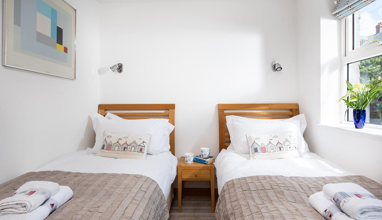 Zip and link beds offer flexible sleeping arrangements.