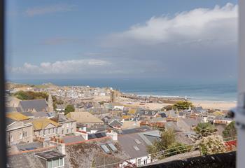 The property is perfectly located to explore all that St Ives has to offer.