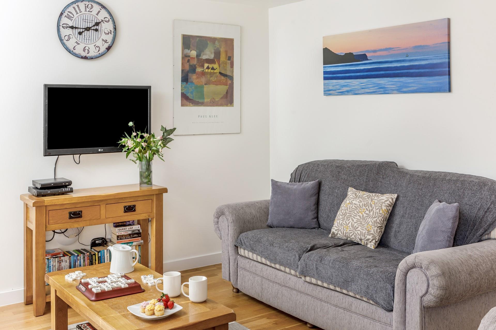 The plush sofas offer a cosy spot to curl up with your favourite hot drink and a good book or relax as a family and pop on a film to enjoy together!