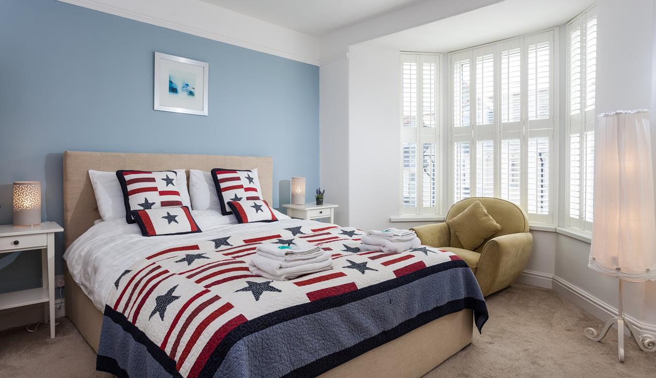 Settle into bed and dream of your next beach day.