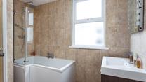 The rainfall shower is perfect for washing the sand off after spending the day at one of St Ives beautiful beaches.