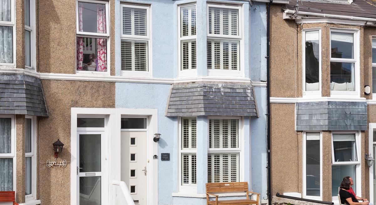 Bella's Retreat offers parking for 2 cars so you can explore the whole of Cornwall if you wish.