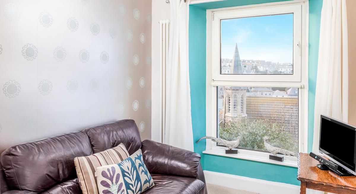 The upstairs snug has an Xbox and games, perfect for the kids!