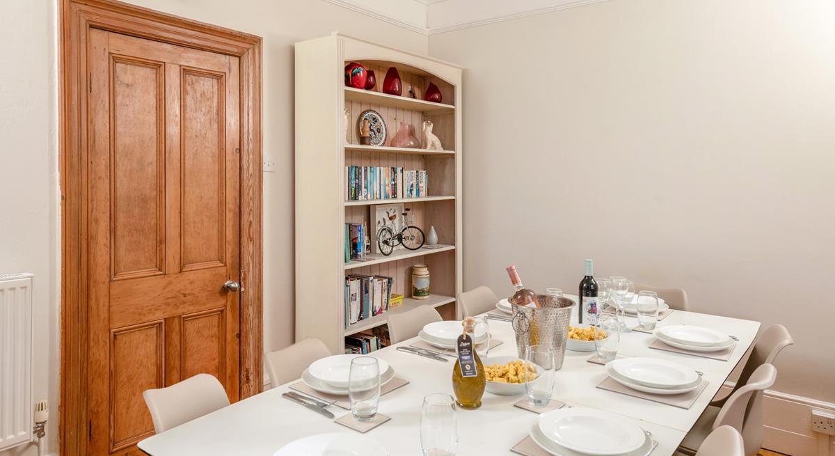 There is plenty of room for all the family to enjoy a delicious feast together.