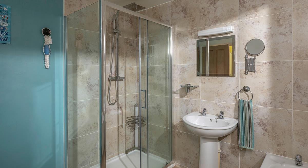 There's plenty of bathroom space for all the family.