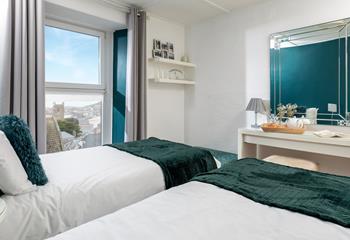 Wake up to far-reaching views across St Ives.