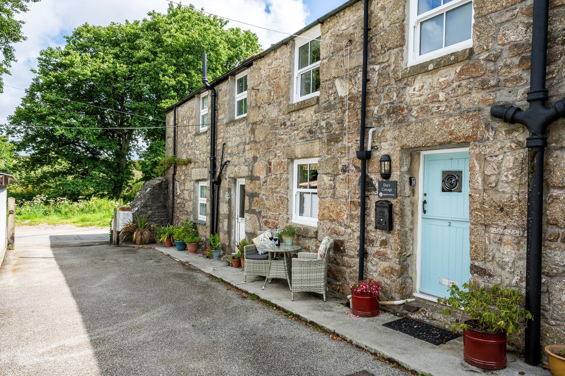 Elsa's Cottage is a traditional Cornish Cottage.