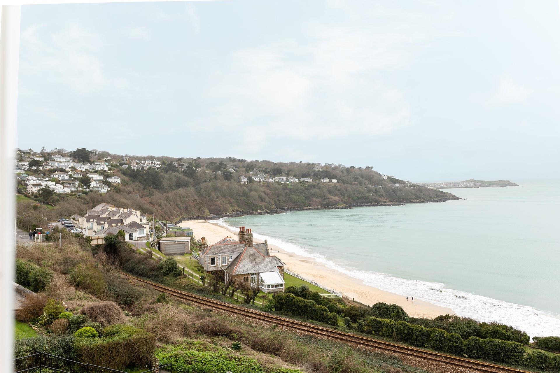 Enjoy enviable views across the bay and towards St Ives, with a vantage point for viewing the St Erth to St Ives branch line. 