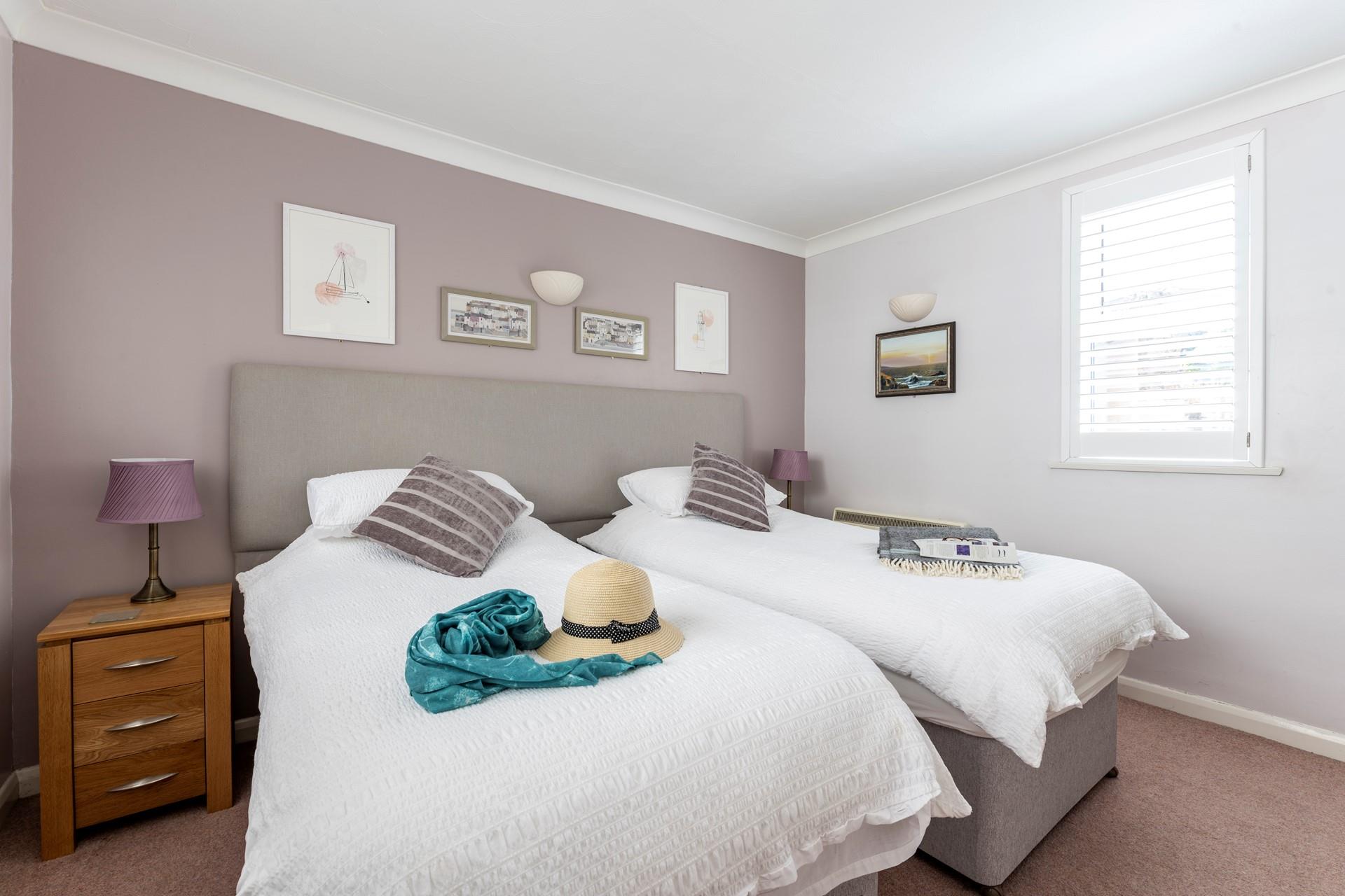 We love how the coastal artwork reflects Wave Watch's location.