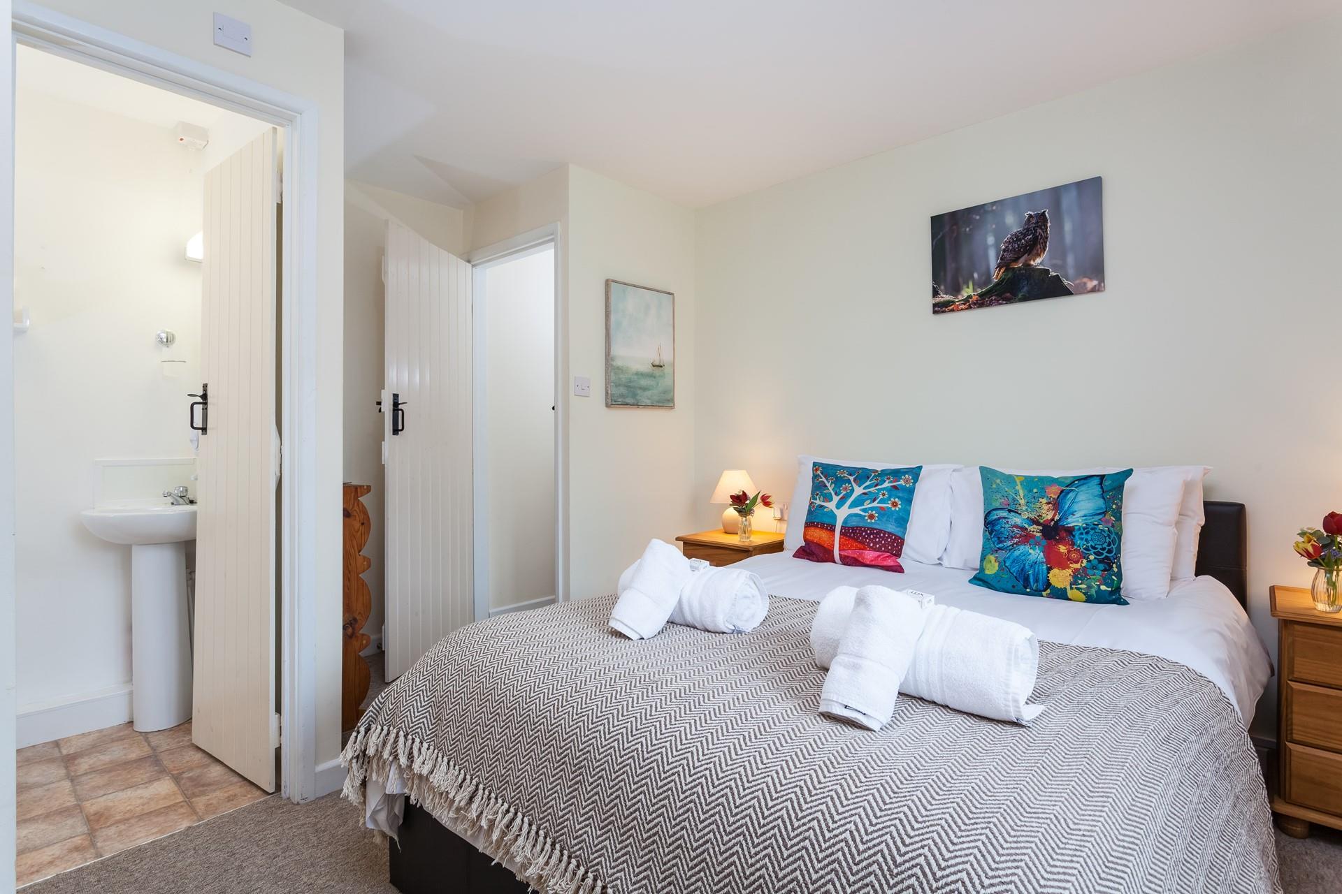 Wander into the en suite to get ready for the day.