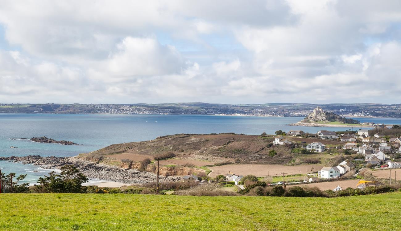 Far-reaching stunning views across to St Michael's Mount can be enjoyed from Oamaru Barn.