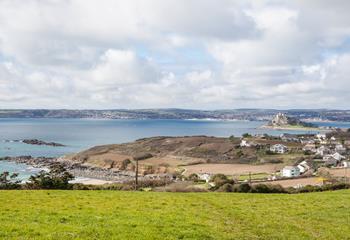 Far-reaching stunning views across to St Michael's Mount can be enjoyed from Oamaru Barn.