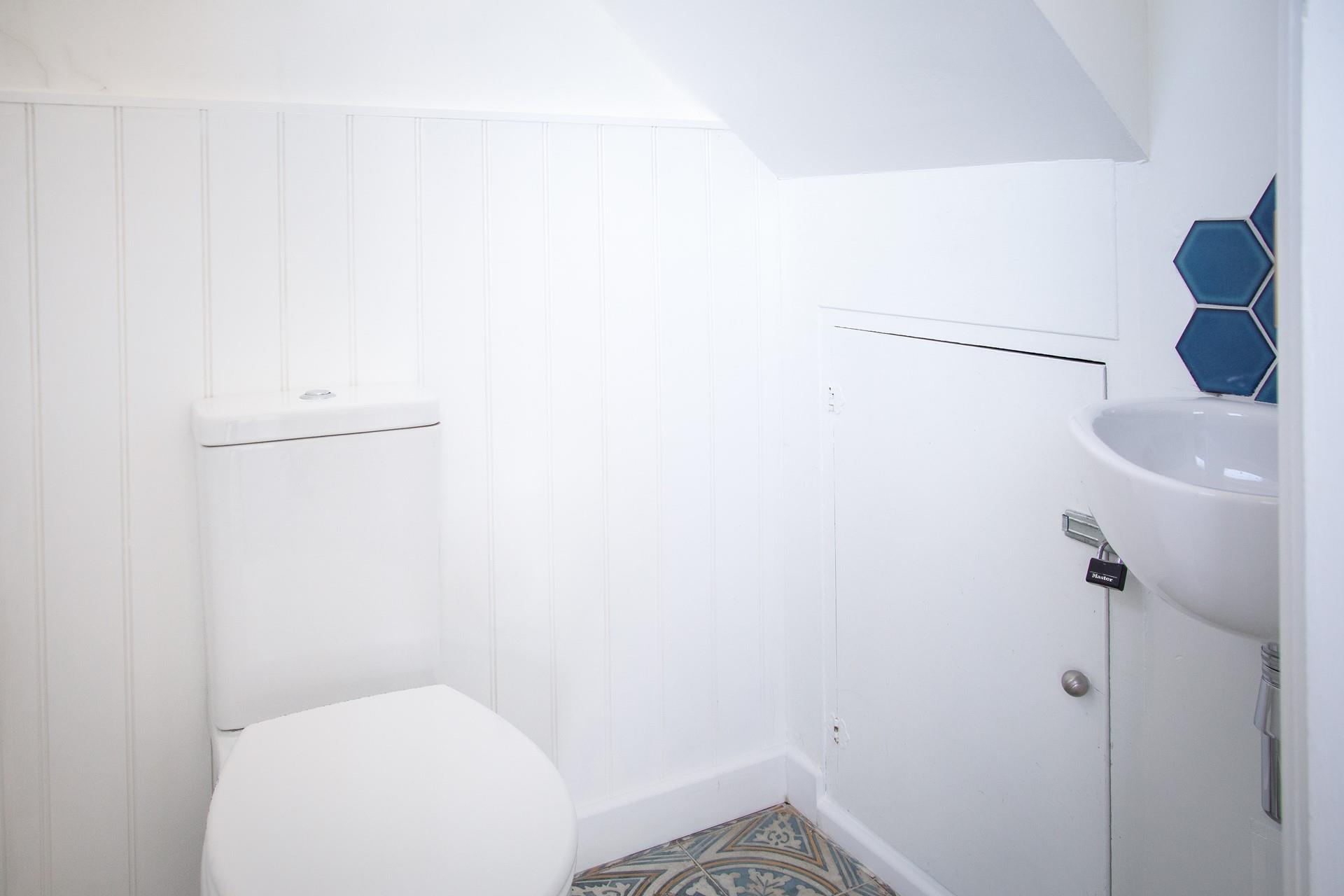 Being only a short walk from Porthminster beach you can spend your days sunbathing in the sand.