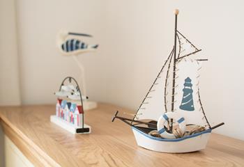 We love the seaside decor throughout the cottage. 
