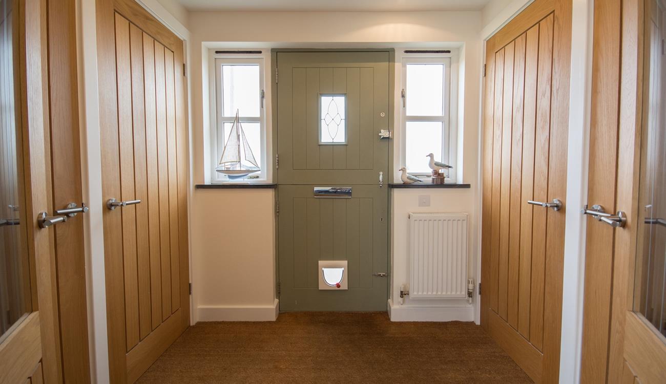 Your dog can join in on the fun too at Garth Cottage, they will love Porthkidney beach nearby which is dog-friendly all year round.