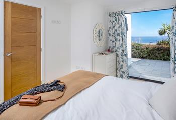 Wake up from a restful night's slumber and sip your first coffee of the day in bed, enjoying the sea views.