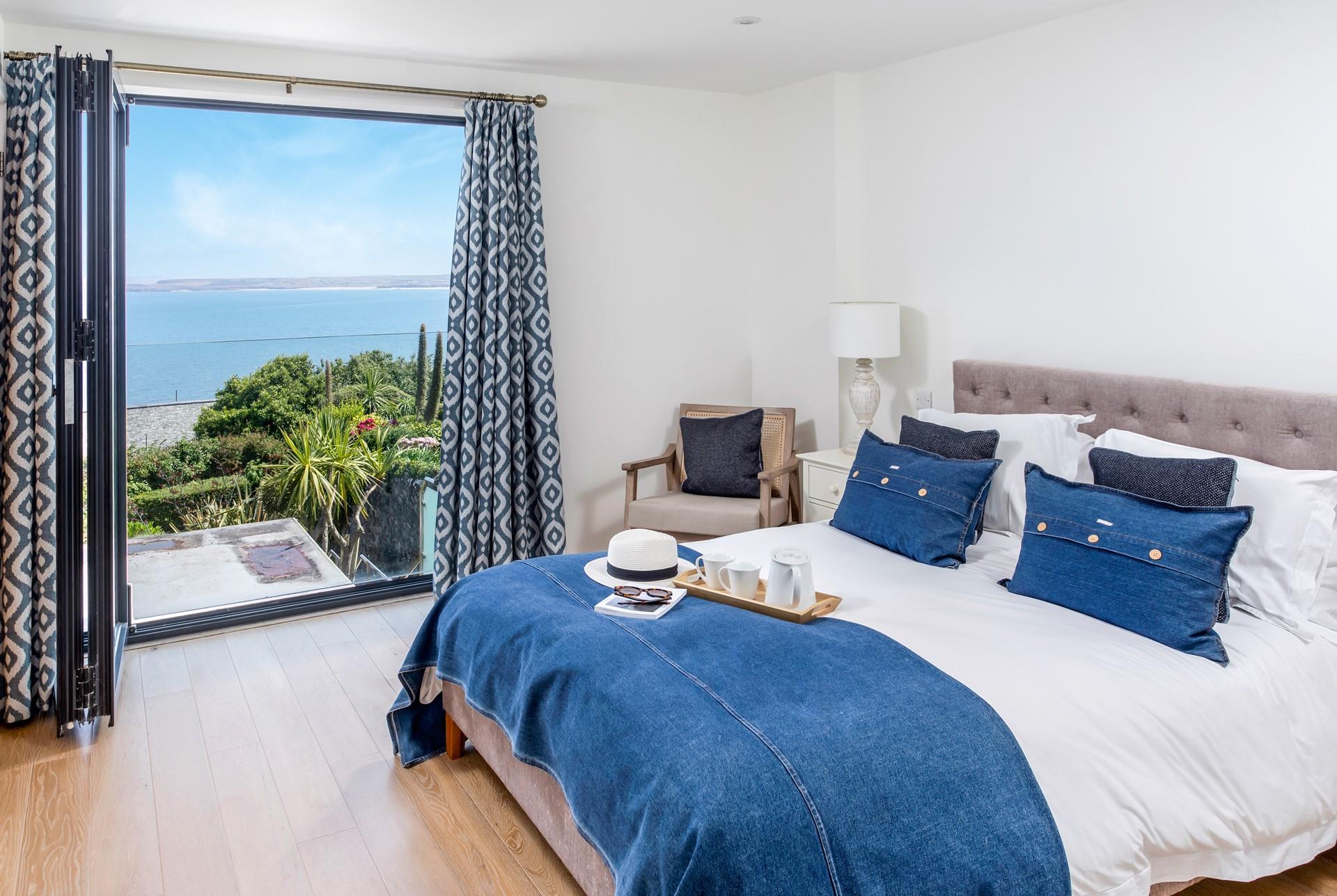 Indulge in breakfast in bed, with a view!