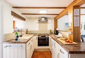 The perfect sized kitchen for a small family holiday.
